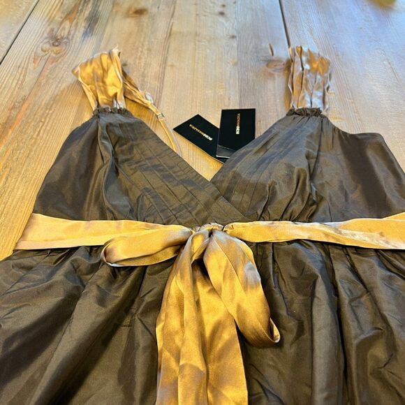 BCBG Mahogany Silk Taffeta Bubble Dress Size 6 NWT - Picture 10 of 16